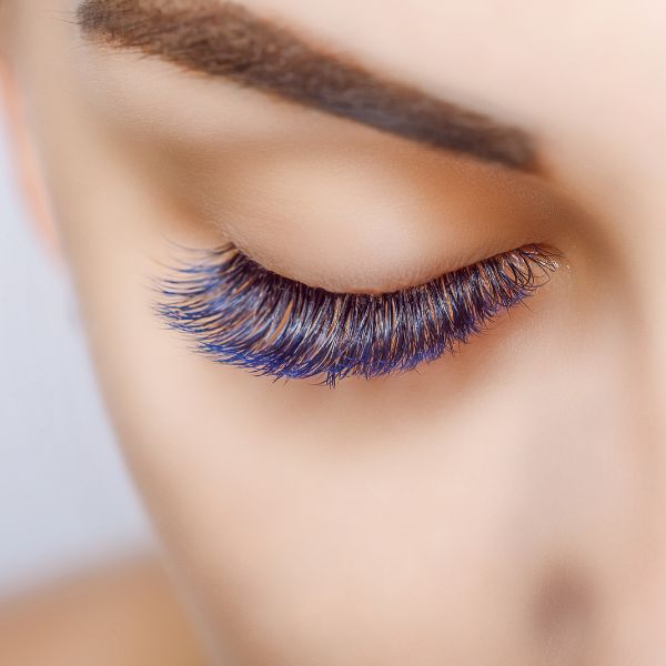 How to Sleep With Lash Extensions and Wake Up to Perfect Lashes