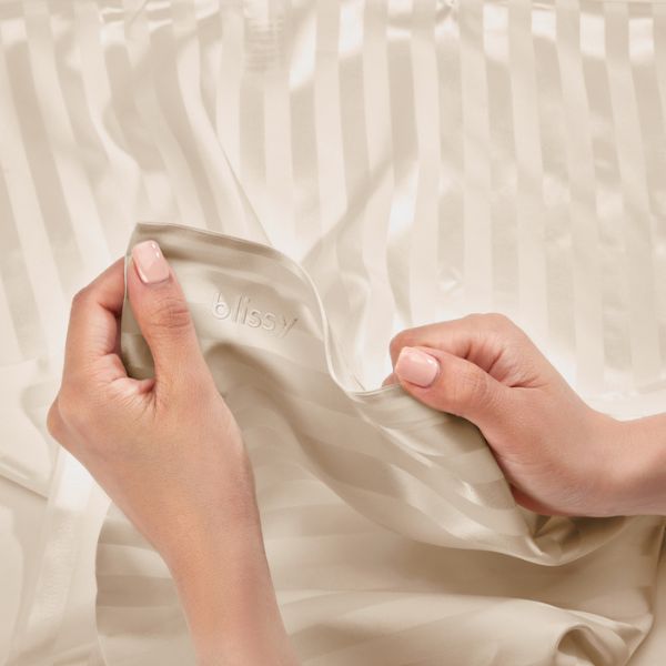 5 Tips for Choosing the Best Pillowcase for Sensitive Skin
