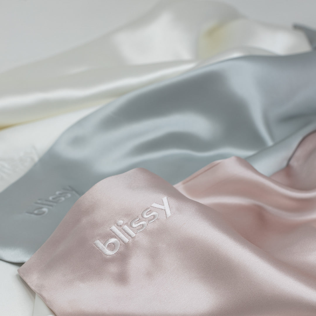 Blissy King White Pillowcase Lifestyle – Mulberry Silk