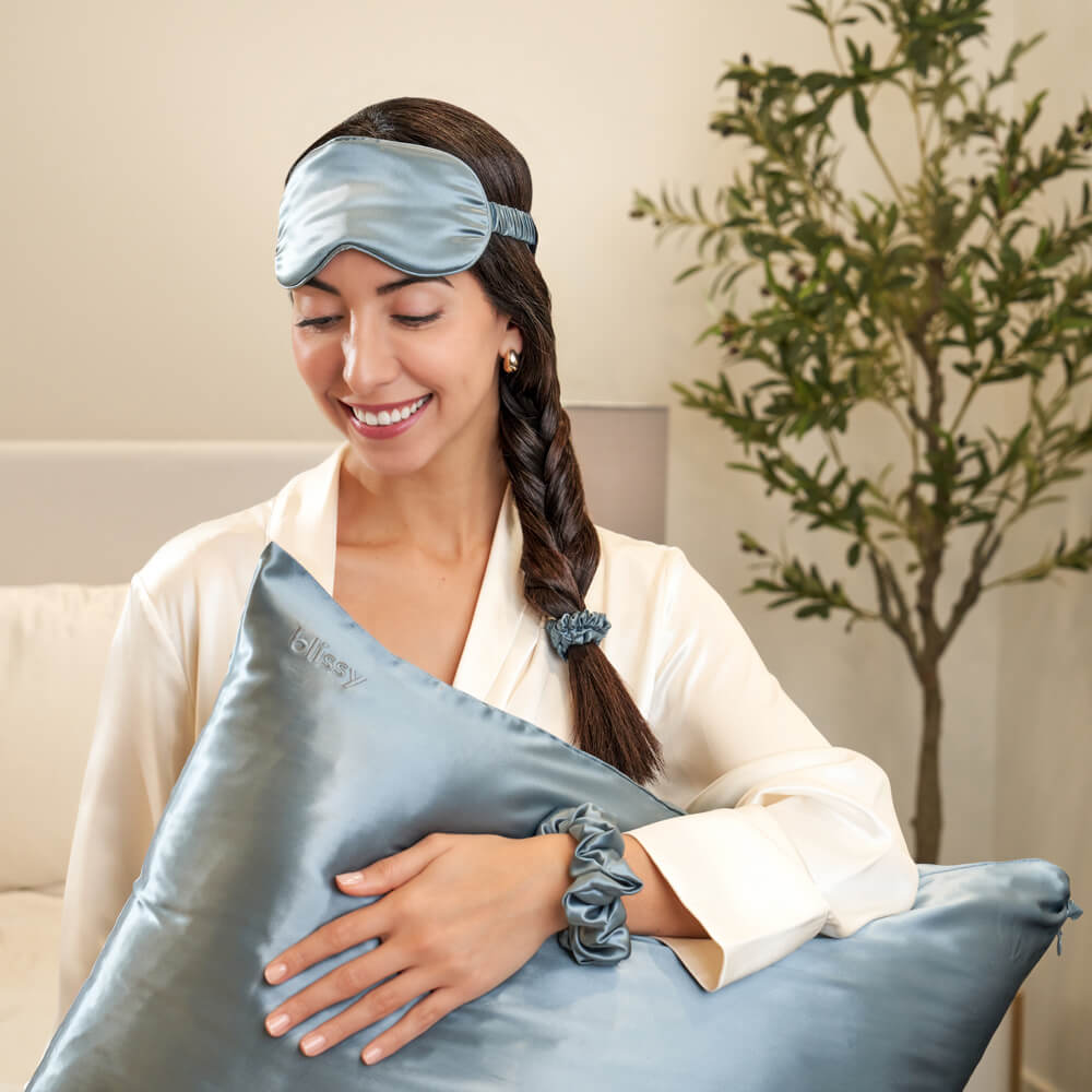 Blissy Mulberry Silk Blissy Dream Set – Ash Blue Standard