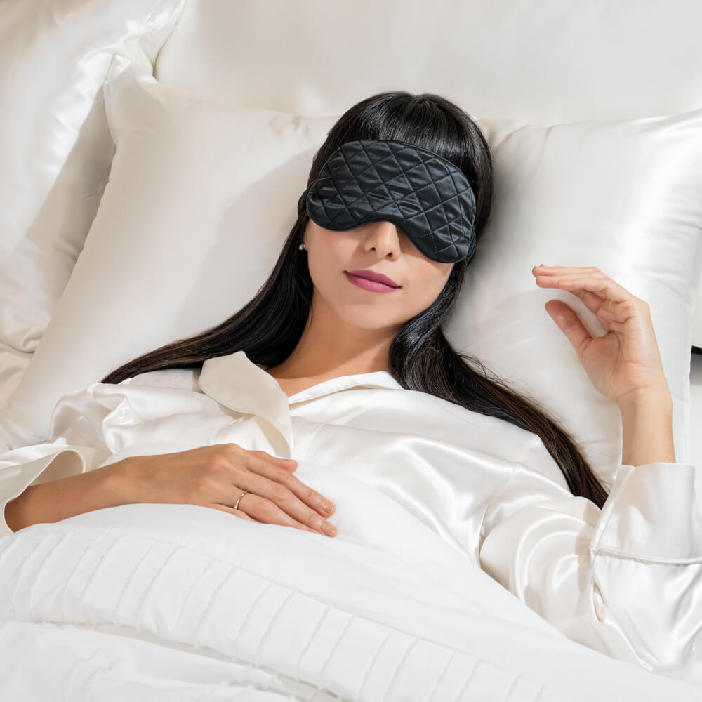 Black Mulberry Silk Sleep Mask – Blissy