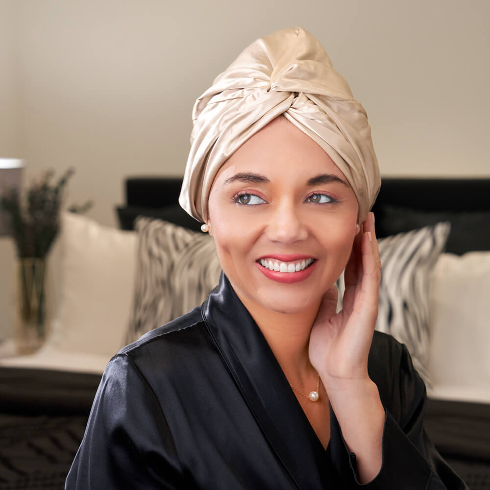 Blissy 100% Pure Mulberry Silk Blissy Silk Large Bonnet Lifestyle – Mulberry Silk