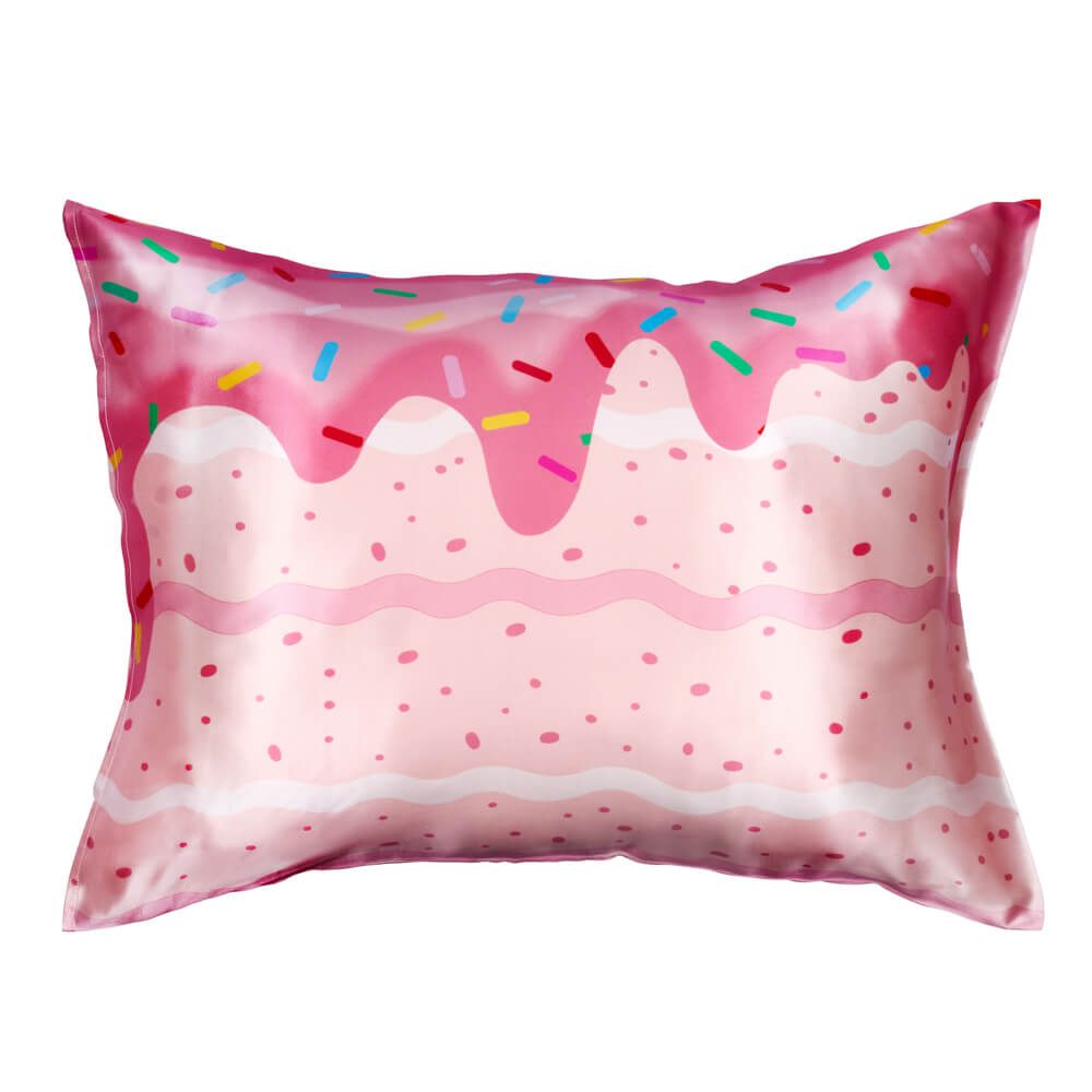 Gabby'S Dollhouse Pillowcase Close-Up – Blissy 22 Momme Silk