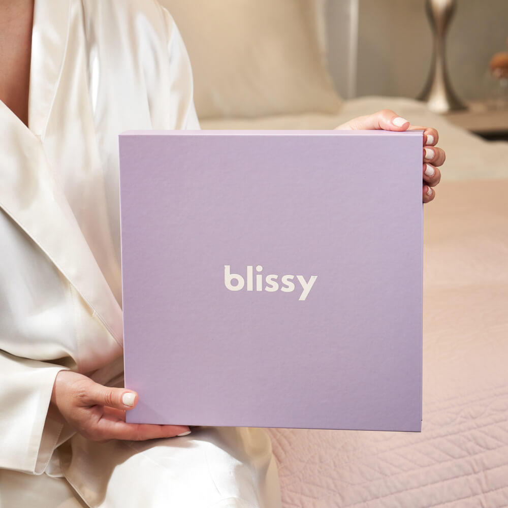 Blissy Lavender Silk Blissy Dream Set Detail – King