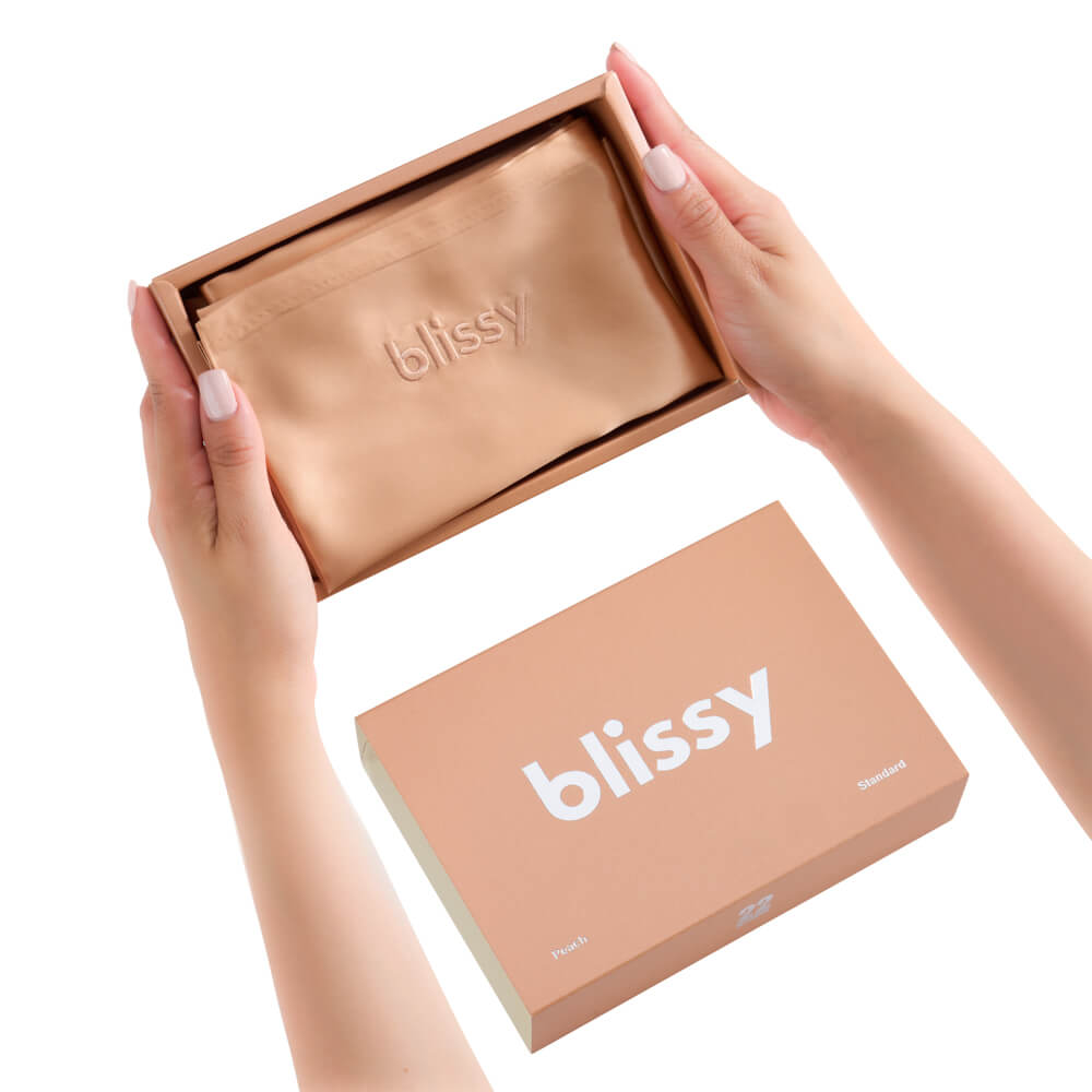 Peach Pillowcase Close-Up – Blissy 22 Momme Silk