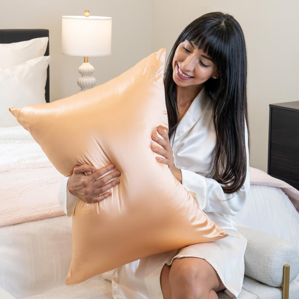 Blissy Peach Silk Pillowcase Detail – Standard