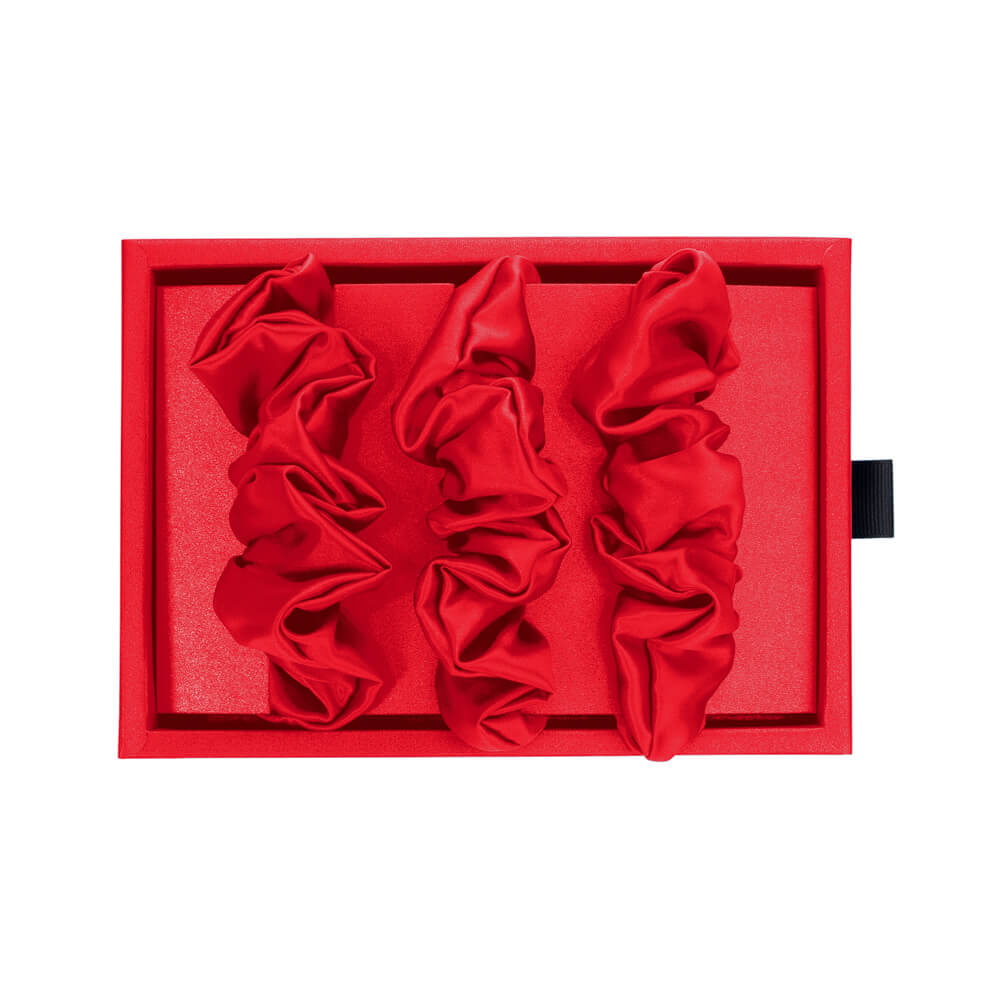 Red Blissy Scrunchies Close-Up – Blissy 22 Momme Silk