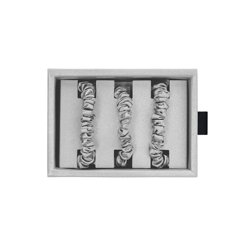 Blissy Silver Silk Blissy Skinny Scrunchies Detail –
