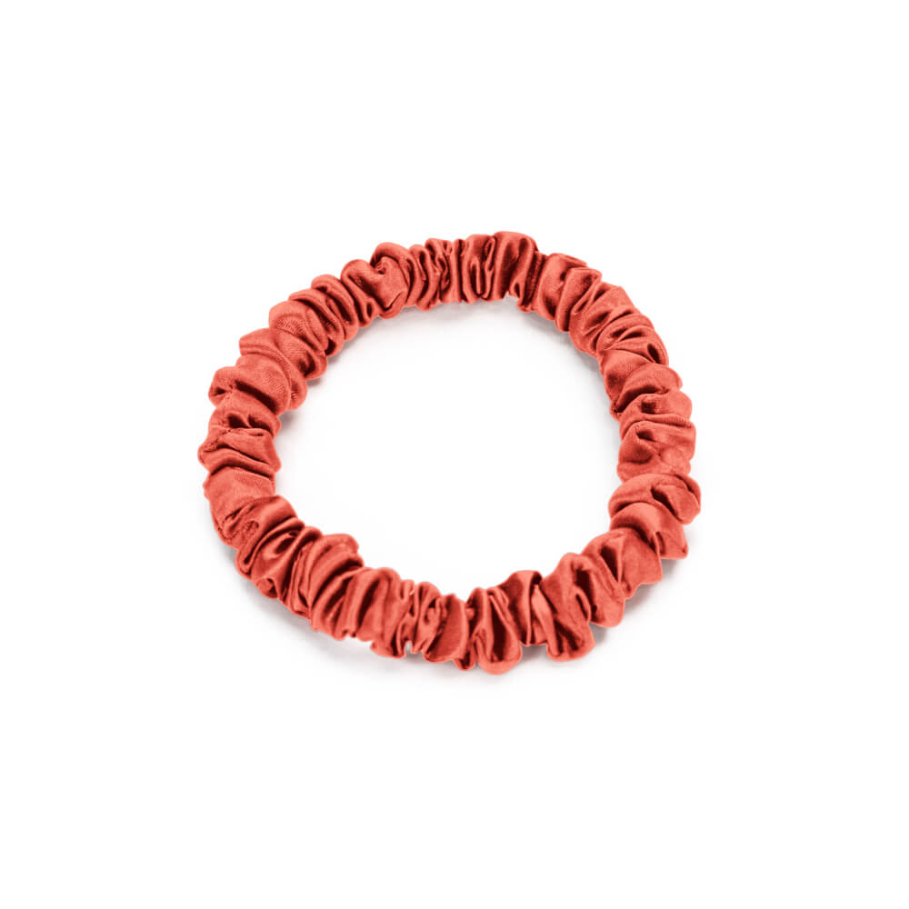 Sunrise Blissy Skinny Scrunchies Close-Up – Blissy 22 Momme Silk