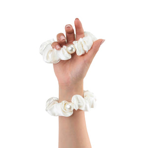 Blissy Pearl Scrunchies - White