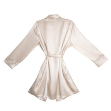 Load image into Gallery viewer, Classic Robe - Champagne