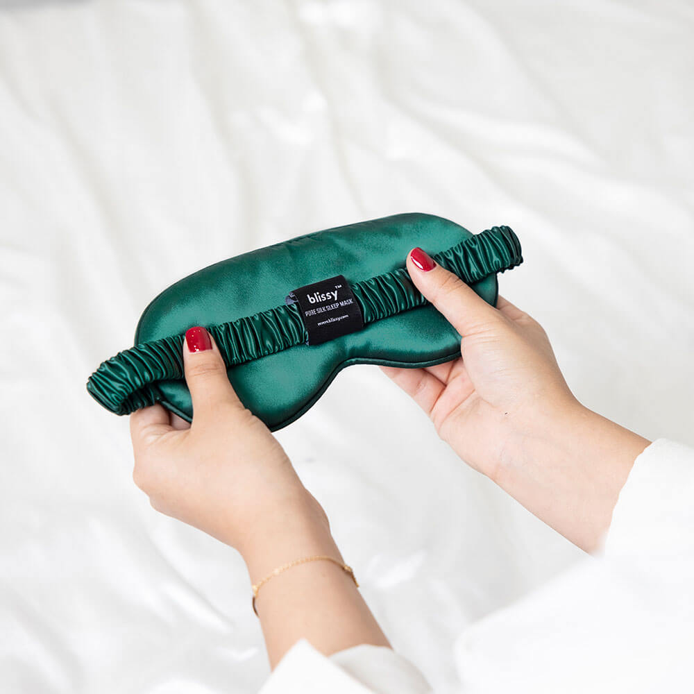 Blissy Emerald Silk Sleep Mask Detail –