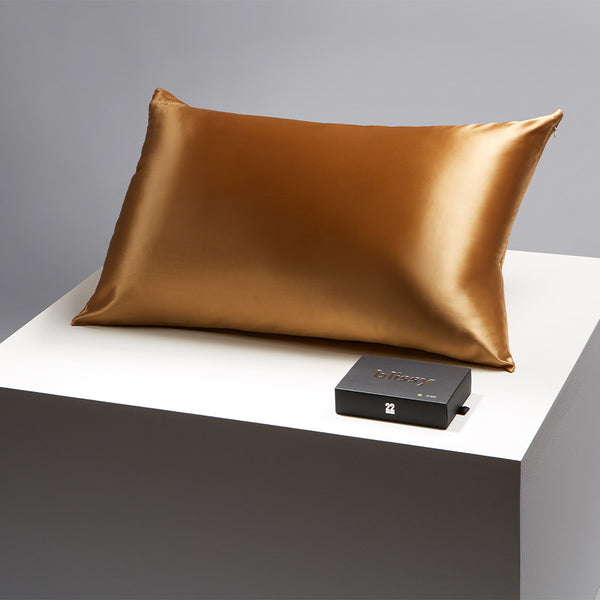 Gold store silk pillowcase