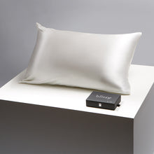 Load image into Gallery viewer, Pillowcase - White - Standard