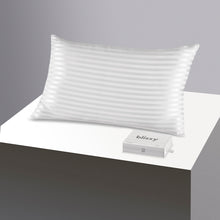 Load image into Gallery viewer, Pillowcase - White Striped - Queen